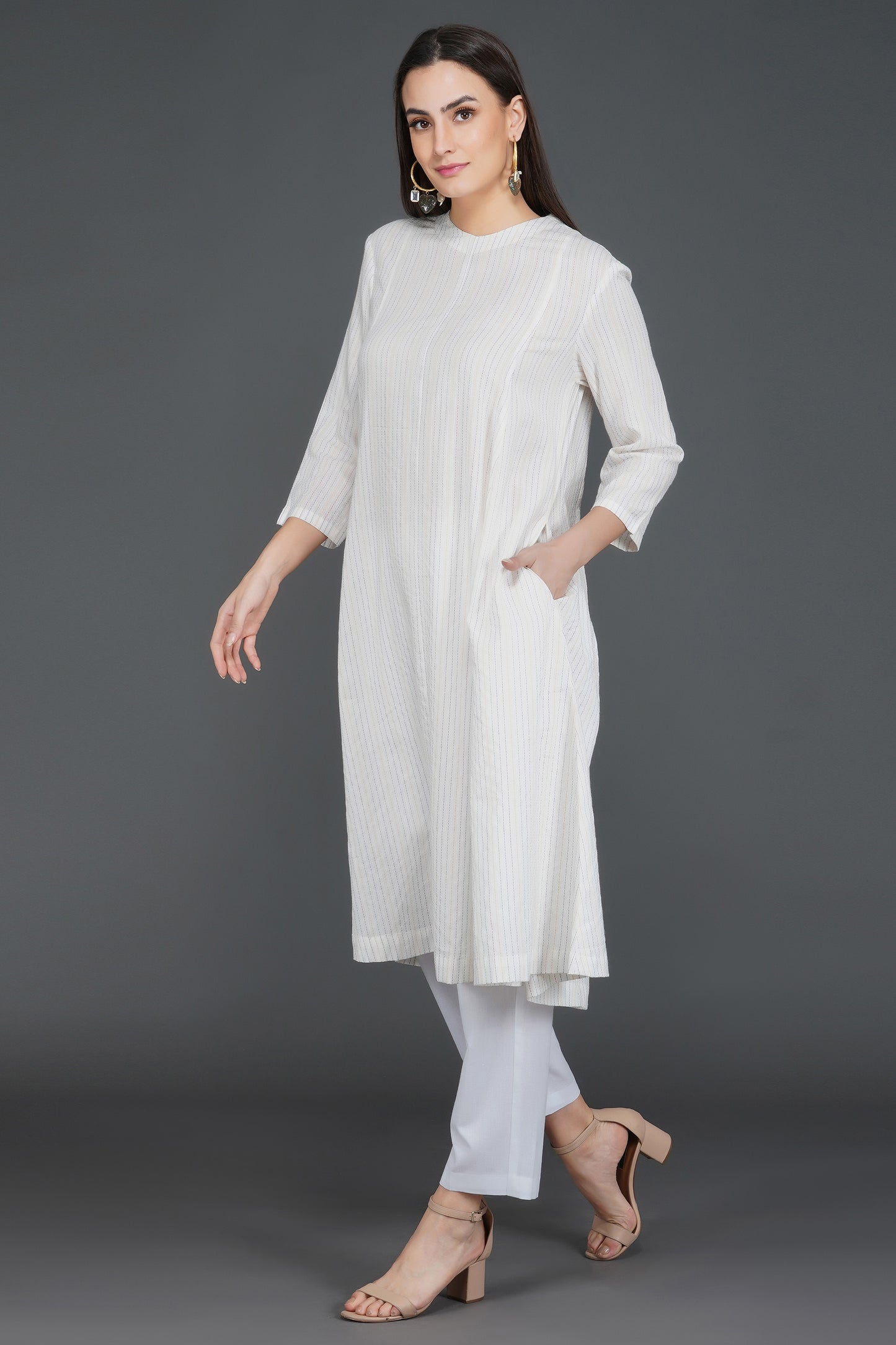 White cotton women kurta set